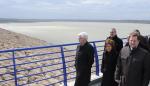 El presidente de Aragón, Marcelino Iglesias, y la ministra de Medio Ambiente, Medio Rural y Marino, Elena Espinosa, visitan el embalse de La Loteta