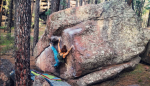 Escalada en bloque en el Paisaje Protegido de los Pinares de Rodeno.