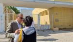 El consejero de Educación, Felipe Faci, ha visitado el CEIP María Zambrano para conocer los daños sufridos por la tormenta de ayer