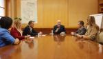 Juan Manuel Hernández, junto a los representantes de la FAMCP y del Ayuntamiento de Belchite