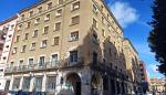 Edificio donde está ubicado el ambulatorio de Santo Grial de Huesca