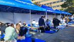 El día Mundial de la parada cardiaca se ha celebrado hoy en Zaragoza en la calle aprendiendo como se debe hacer una reanimación