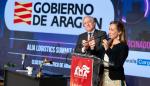 Octavio López y Raquel Campos recogen el reconocimiento a la mejor logística.