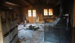 El incendio dejó una de las tres aulas de madera completamente inservible.