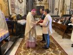 El consejero de Sanidad, el alcalde de Belchite y el arzobispo de Zaragoza, en la misa celebración del tricentenario del Santuario