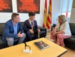 La consejera de Educación ha recibido este viernes al alumno aragonés Alex Caro Tello.