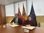 Firma del convenio de colaboración entre el Departamento de Sanidad del Gobierno de Aragón y la Sociedad de San Vicente de Paúl