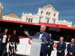 Octavio López ha inagurado 93 nuevas lineas de autobús en la Plaza de Navarra de Huesca.