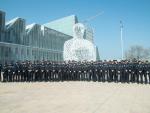 Agentes de la policía local en el momento de su graduación