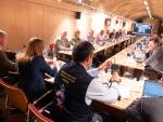 La sala Hermanos Bayeu del Edificio Pinatelli es escenario durante dos días de la reunión a la que asisten directores generales de Protección Civil de toda España.
