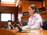 La directora general de Turismo y Hostelería, María Nogueras, este martes en la Comisión de Medio Ambiente y Turismo