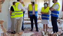 La consejera de Ciudadanía y Derechos Sociales del Gobierno de Aragón, María Victoria Broto, visita en la residencia del IASS Ciudad de Huesca las obras para construir dos unidades de convivencia