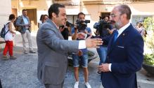 Lambán asiste a la presentación de proyectos de renovables en Andorra
