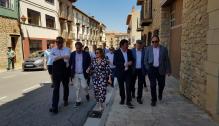 La consejera Mayte Pérez visita el pabellón de Cantavieja, reconstruido tras la borrasca Gloria