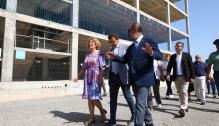 Lambán visita las obras del centro de mayores de Mequinenza