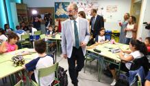El Presidente de Aragón inaugura el curso escolar en el colegio Cervantes de Ejea