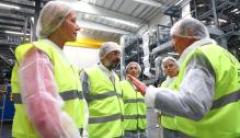 Lambán inaugura el complejo industrial de economía circular de Sphere España en Pedrola
