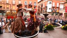 Lambán asiste a la fiesta de la vendimia de Cariñena