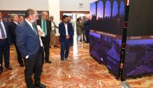 Lambán inaugura la exposición "40 años Creciendo en la provincia de Teruel