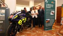 Lambán inaugura la exposición "40 años Creciendo en la provincia de Teruel