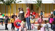 El Presidente de Aragón visita las instalaciones del CEIP María Zambrano