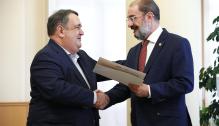 Acuerdo de adhesión a la Alianza País Pobreza Infantil cero