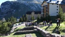 Lambán visita el yacimiento arqueológico del Hospital de Santa Cristina de Somport
