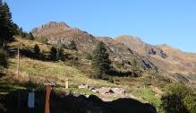 Lambán visita el yacimiento arqueológico del Hospital de Santa Cristina de Somport