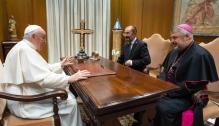 Lambán invita al Papa a visitar Zaragoza, reivindica los nexos del Reino de Aragón con la autoridad pontificia y solicita la rehabilitación del Papa Luna