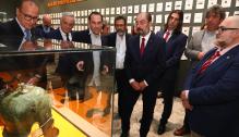 Inauguración de la exposición "Aratis, anatomía de un expolio"