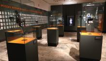 Inauguración de la exposición "Aratis, anatomía de un expolio"