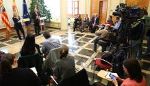 La videpresidenta primera y ministra de Economía, Nadia Calviño, y el presidente de Aragón, Javier Lambán ofrecen una rueda de prensa, tras el encuentro mantenido