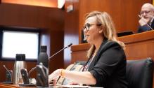 Comparecencia de la consejera Mayte Pérez para dar cuenta del presupuesto para 2023 del Departamento de Presidencia y Relaciones Institucionales