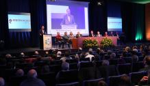 Lambán clausura la XVI Asamblea de la UAGA