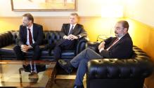 El Presidente de Aragón mantiene una reunión con el director de Amazon para abordar los proyectos de la multinacional en Aragón