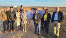 Mayte Pérez visita la futura vía de acceso entre Cella y el aeropuerto de Teruel