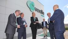 Lambán visita la empresa Verallia Spain