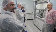 Javier Lambán visita las obras de ampliación de Certest Biotec