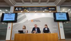 Ureta, Blasco y Oliván, en la rueda de prensa de presentación del operativo forestal.