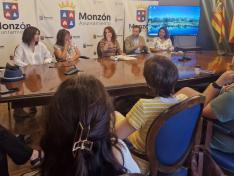 Los datos se han presentado en un encuentro con comerciantes en Monzón