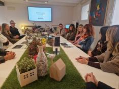 La vicepresidenta, Mar Vaquero, ha participado en la presentación de Aragón a Mano