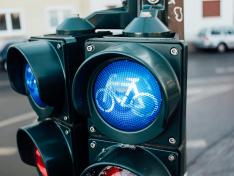 El convenio persigue refozar la seguriad vial en el alumnado de FP y Bachillerato.