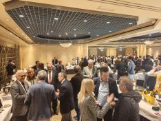 Los 900 inscritos pueden catar vinos, conocer tendencias y profundizar en el enorme potencial enológico de Aragón.