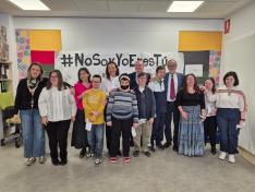 La Consejera en funciones ha visitado Fundación Down Zaragoza este viernes, jornada previa al Día mundial de las personas con síndrome de Down