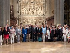 Los matrimonios homenajeados, en la Catedral de Huesca