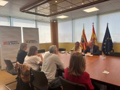 El consejero de Sanidad Ángel Sanz y la gerente del Servicio Aragonés de Salud, Ana Castillo en su reunión, esta mañana, con CSIF