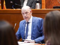 El consejero de Sanidad, Ángel Sanz, en su comparecencia esta tarde en la Comisión de Sanidad en Las Cortes de Aragón