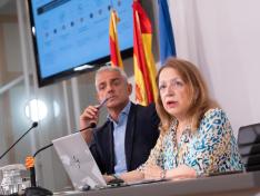 La directora general de Administración Electrónica y Aplicaciones Corporativas, Marian Rincón, y el director general de Salud Digital, Joaquín Velilla, durante la presentación.