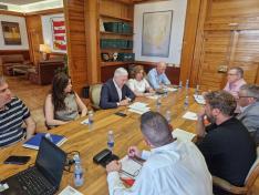 El Gobierno de Aragón reforzará la regulación de las VTC con una nueva orden y avanza en la futura Ley de Transporte.