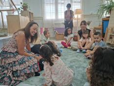 La consejera de Educación, Ciencia y Universidades, Carmen Susín, durante su visita al CEIP Ramón y Cajal el primer día de curso